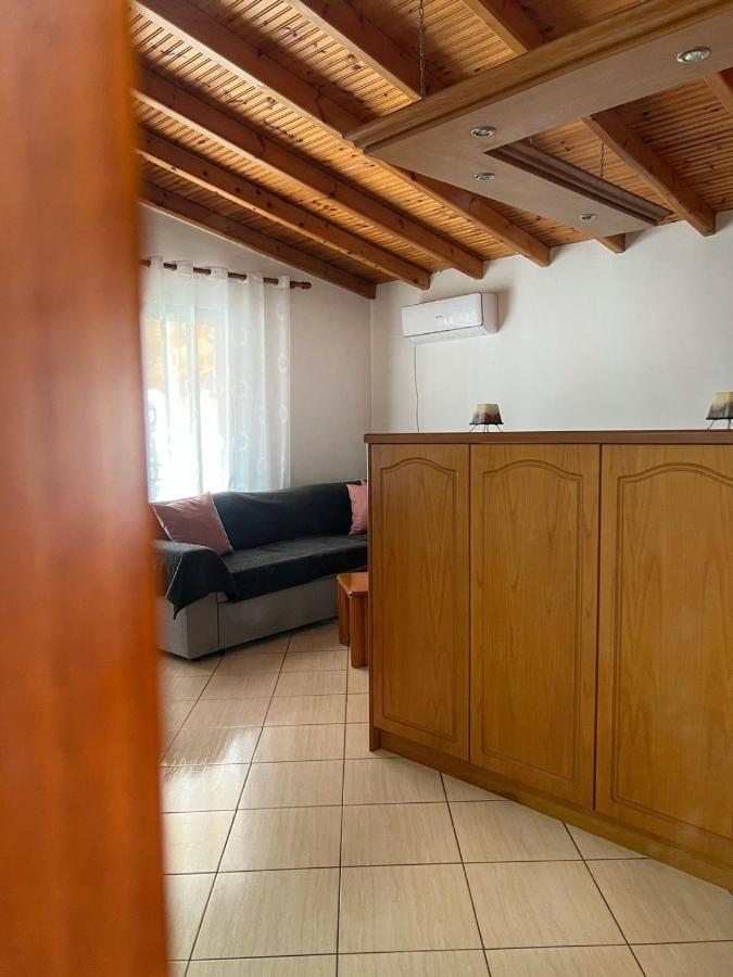 Alex Apartments Sarandë Esterno foto