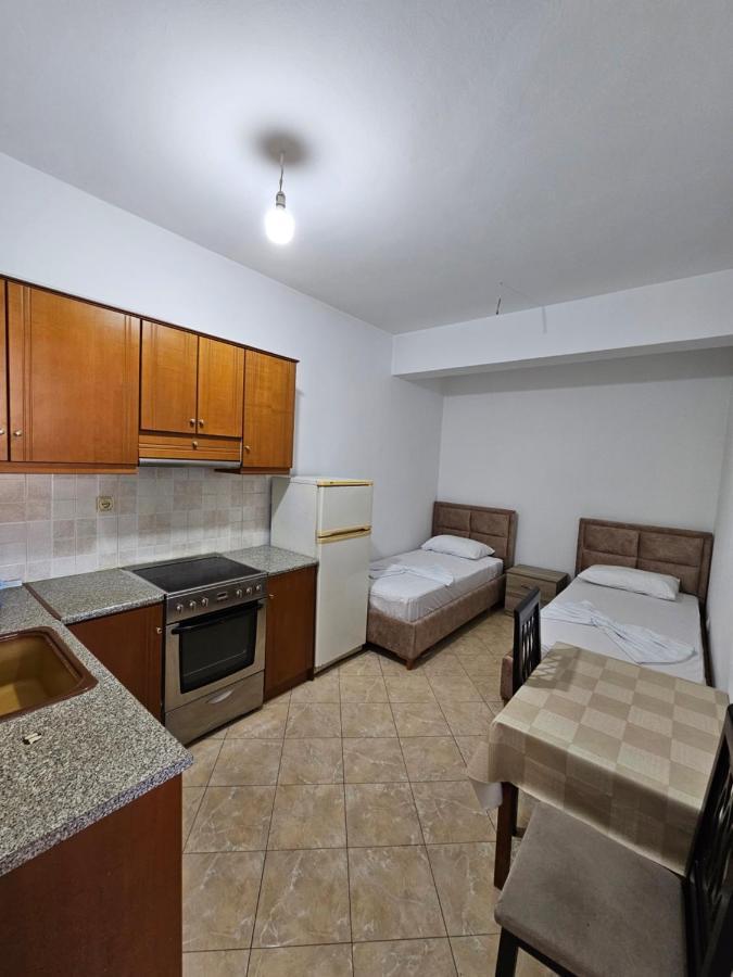 Alex Apartments Sarandë Esterno foto
